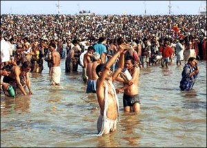 kumbhmela-allahabad_thumb[2]