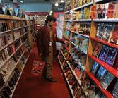 इंटरनेट ने खत्म किया मनोरंजक हिंदी साहित्य का बाजार