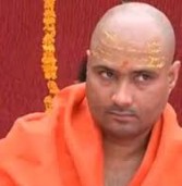 बीयर बार मालिक को महामंडलेश्वर बनाने पर उठा विवाद- पैसों के लेन-देन की आशंका