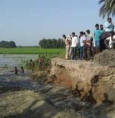 फसल बचाने को पानी की ‘लूट’
