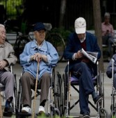 बूढ़ी होती आबादी देख चीन को आई अक्ल