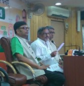 मीसाबंदियों के राष्ट्रीय अध्यक्ष पत्रकारों के सवालों में घिरे