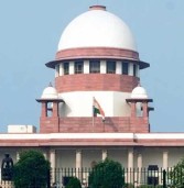 कश्मीर में वकालत करने वाले वकील शाकिर शबीर ने राष्ट्रपति के 5 अगस्त के अनुच्छेद 367 में बदलाव के उस आदेश को सुप्रीम कोर्ट में चुनौती दी