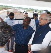 रायपुर : श्री भूपेश बघेल ने किया नवा रायपुर में मुख्यमंत्री, मंत्रीगणों और विधायकों के आवास के लिए स्थल निरीक्षण