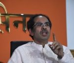 ठाकरे ने विश्वास मत जीता, भाजपा ने किया वॉकआउट