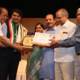 पत्रकार एवं कमलनाथ के मीडिया समन्वयक पीयूष बबेले को प्रथम राष्ट्रीय पं. नेहरू शिखर सम्मान