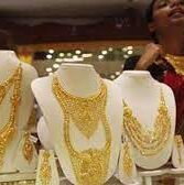 सर्राफा बाजार में गिरावट जारी, शादी के सीजन में सस्ता हुआ सोना