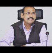 रिटायर्ड IAS ने की चुनाव आयोग से शिकायत,खजुराहो से नामांकन वापस लेने के लिए दबाव बना रही है बीजेपी