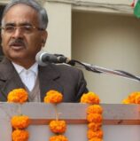 स्कूली किताबों से दंगों का ज़िक्र हटाने पर एनसीईआरटी निदेशक बोले- पॉजिटिव नागरिक चाहिए, हिंसक नहीं