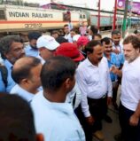 राहुल गांधी का नया कदम, पहुंचे रेलवे स्टेशन,लोको पायलट्स से मुलाकात कर जानी समस्याएं