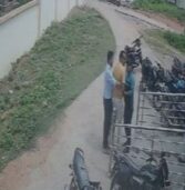 छतरपुर:भाजपा विधायक प्रतिनिधि की गुंडागर्दी, स्वास्थ्यकर्मी से की मारपीट