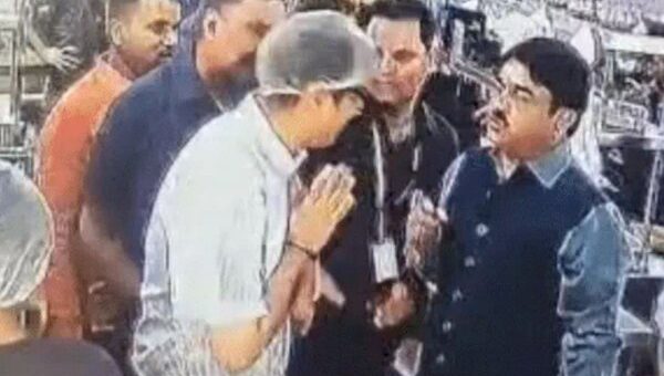 मंत्री नरेंद्र शिवाजी पटेल की नहीं मिली टेबल तो भड़के ,बुला ली फूड सेफ्टी टीम